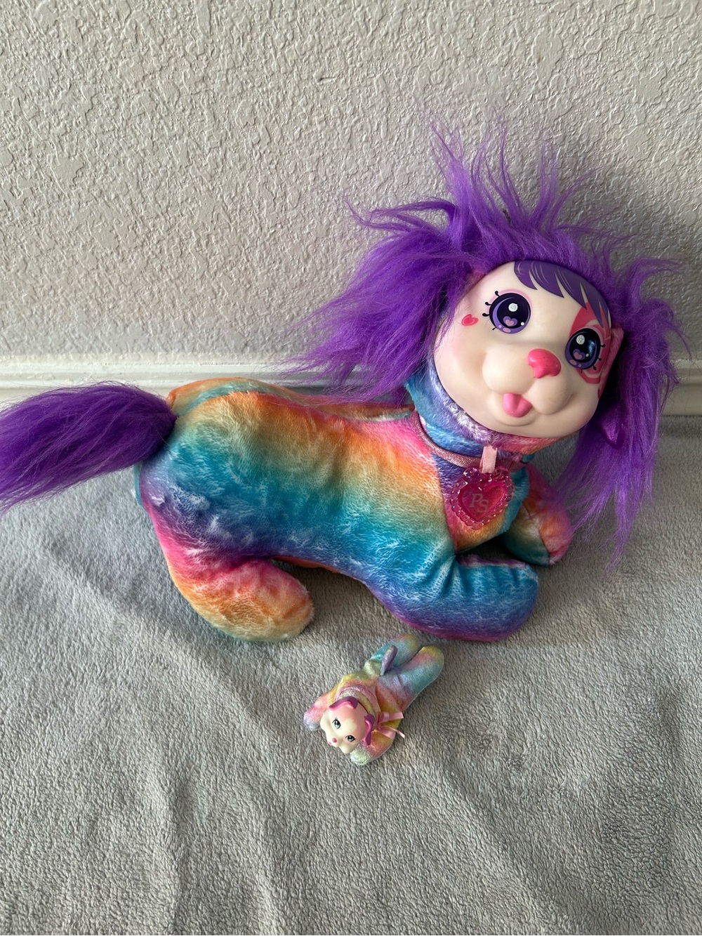 Puppy Dog Surprise Mother & 1 Baby Plush Stuffed Purple Multi Color Rainbow